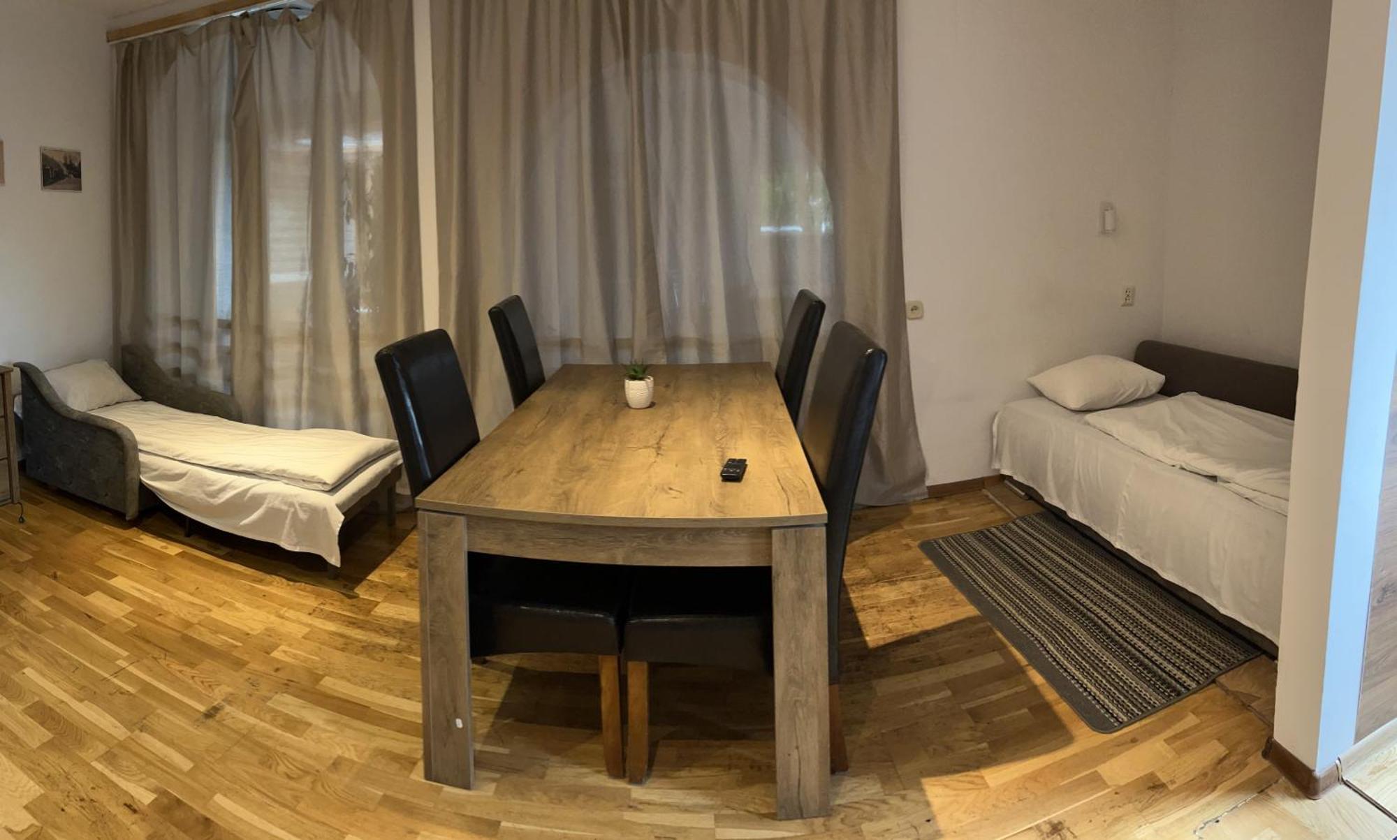 Pokoje Goscinne Pocztacaffe Gdynia Bagian luar foto