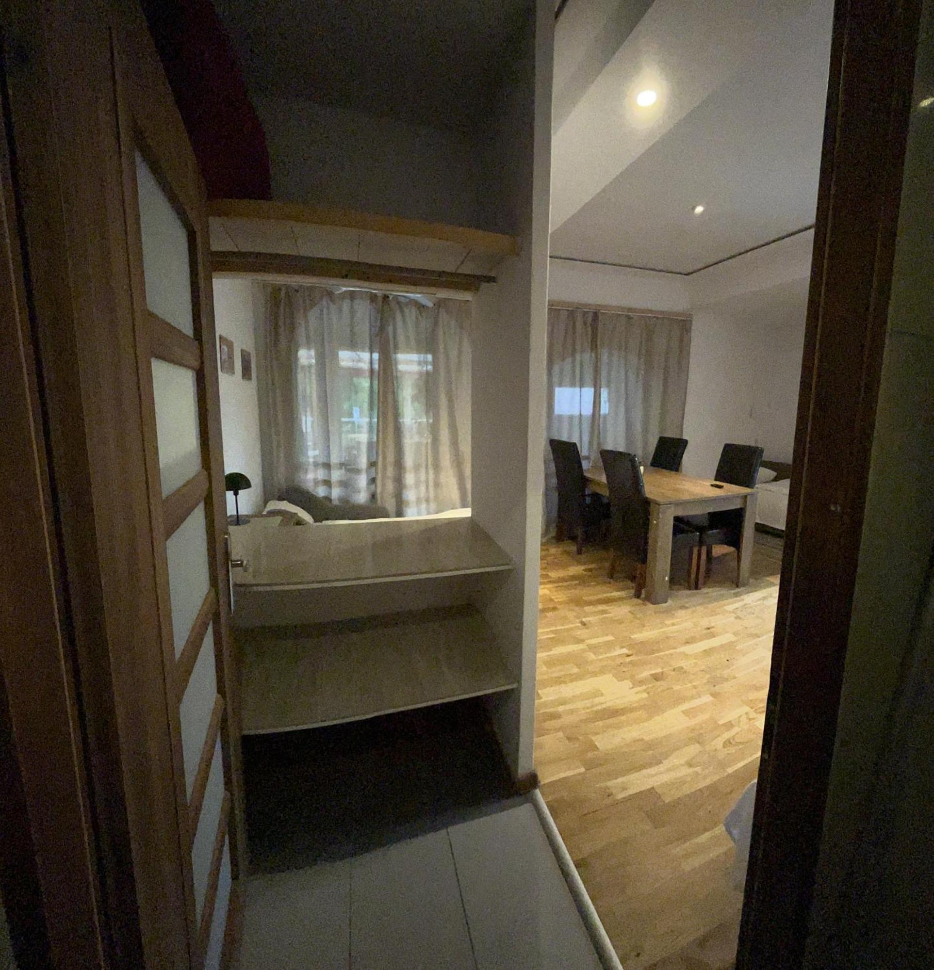 Pokoje Goscinne Pocztacaffe Gdynia Bagian luar foto